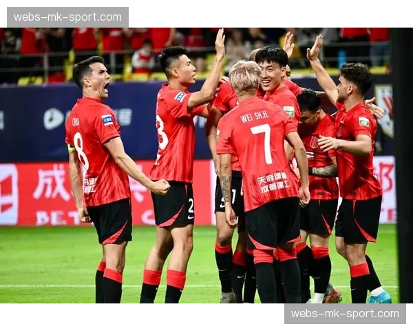 噩耗！成都蓉城确认罗慕洛训练中十字韧带旧伤复发，赛季报销